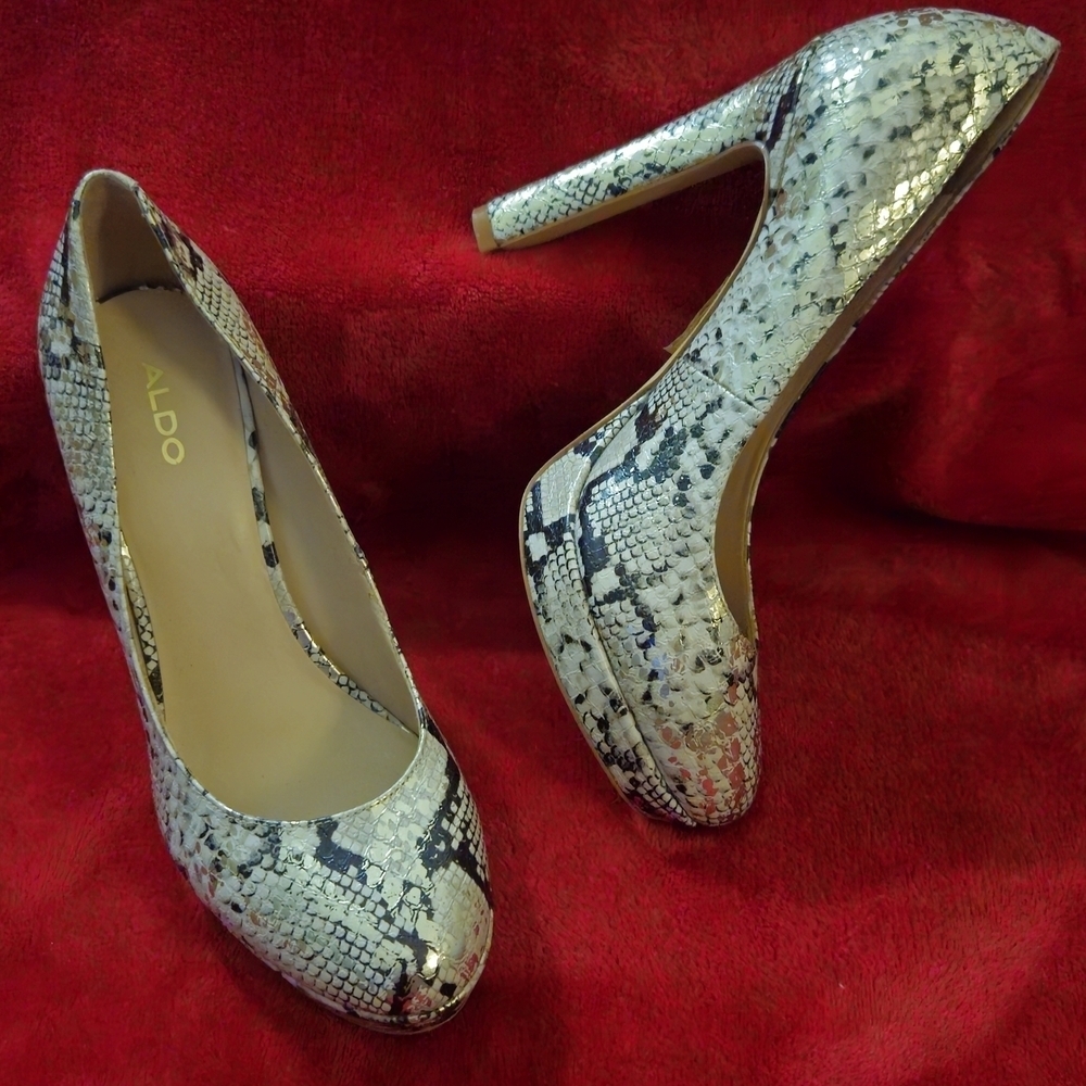 Aldo Edaressa Faux Snakeskin Patterned Heels in Black & Cream - Size 9